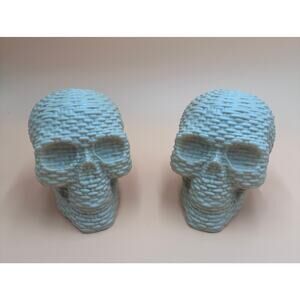 Hyde & EEK! Boutique Skull‎ Decor Set of 2 Beige Indoor Halloween NEW